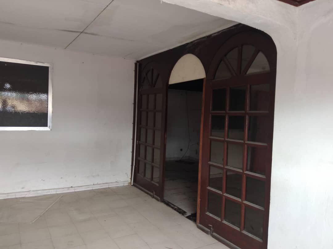 Terrain en vente à Angré 7e Tranche – Non loin de Pétro Ivoire