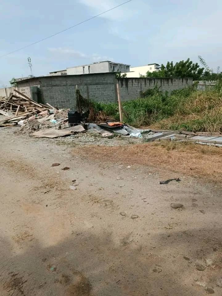 VENTE TERRAIN - RIVIERA ABATTA 